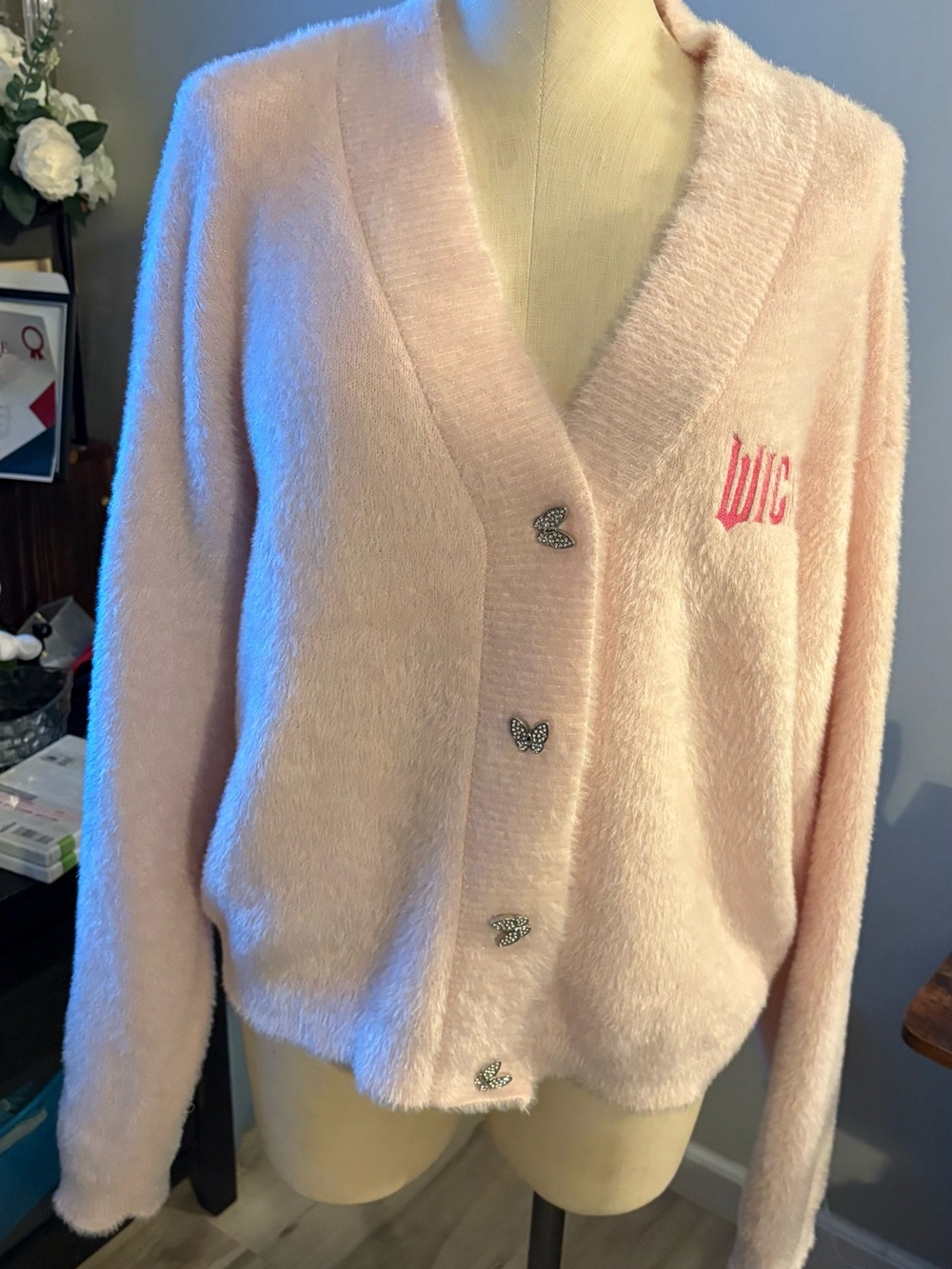 Soft Blush Women's V-Neck Button Cardigan with Embroidered Detail
